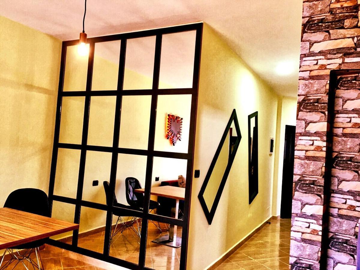 Luxury Holiday In Royal Apartment For King And Queen Sarande Luaran gambar