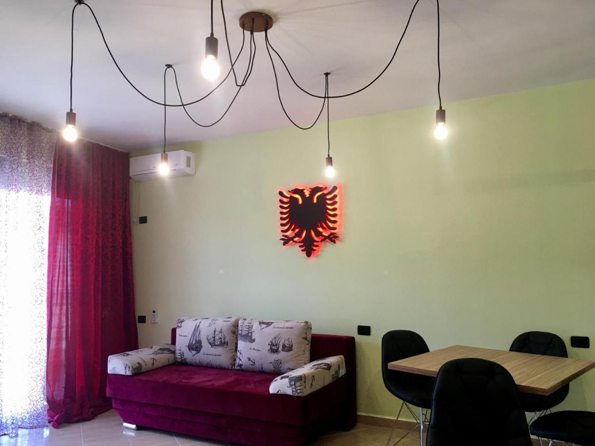 Luxury Holiday In Royal Apartment For King And Queen Sarande Luaran gambar