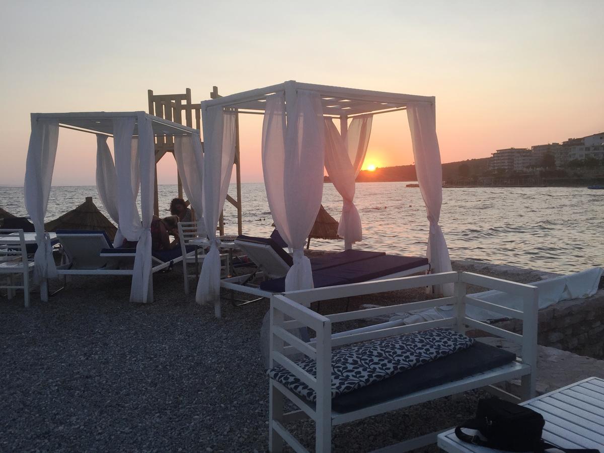 Luxury Holiday In Royal Apartment For King And Queen Sarande Luaran gambar